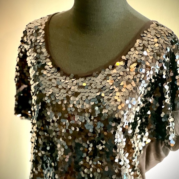 Stunning Delicate Michael Kors Blouse, Med, Black w/round Sequins-Never Used-NWT - Picture 3 of 12